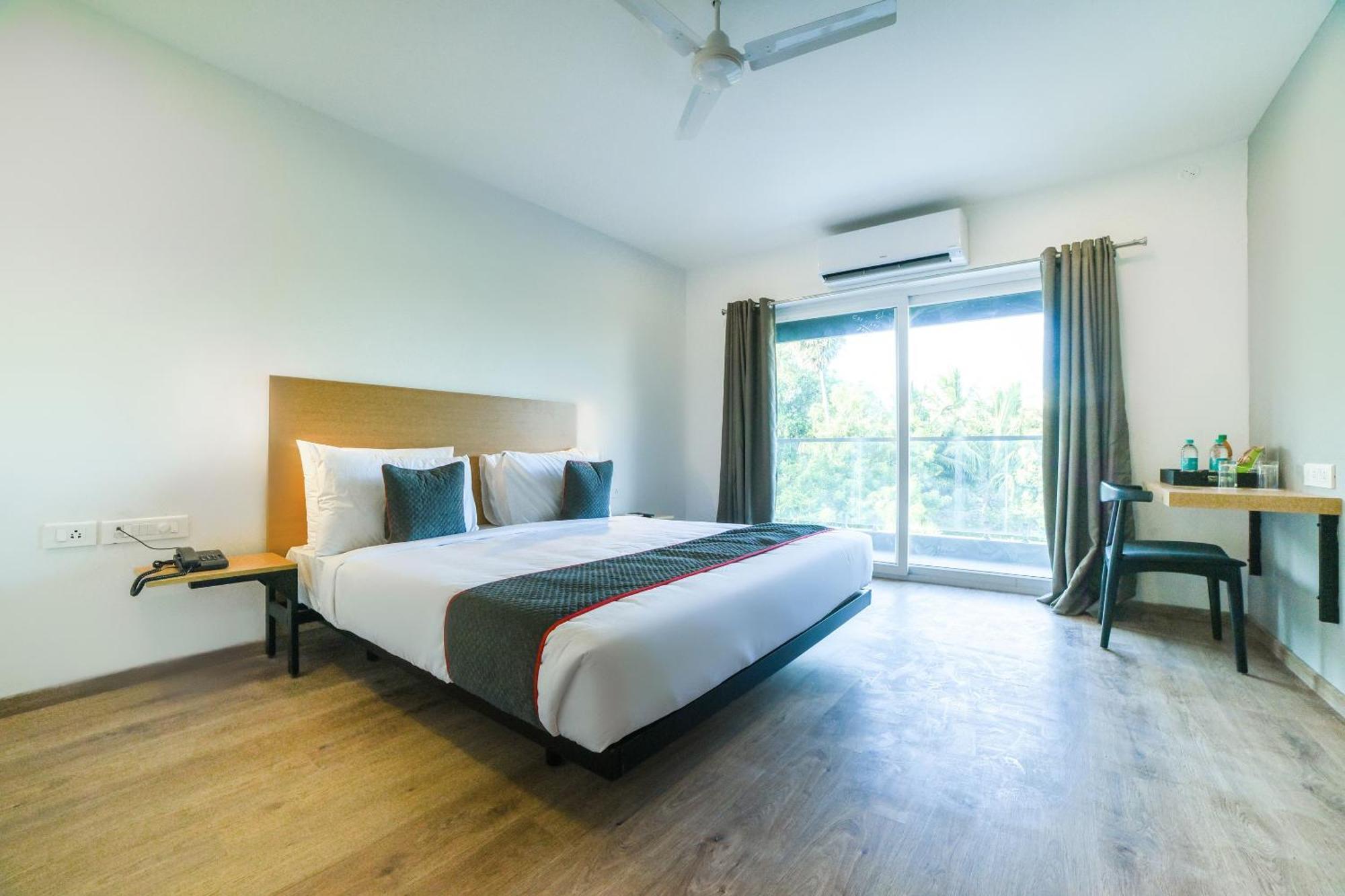 Townhouse 211 Laguna Ecr Near Juhu Beach Chennai Bagian luar foto